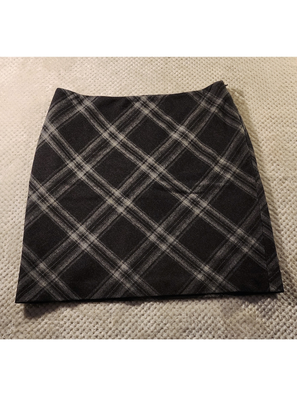 Eddie Bauer Classic Gray Plaid Skirt